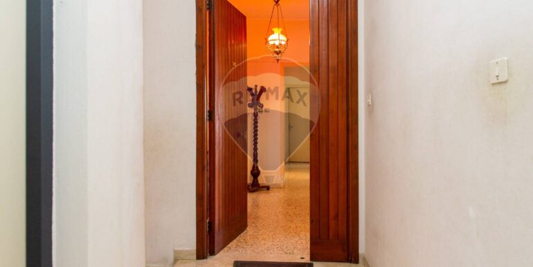 20251003111535-991339-10