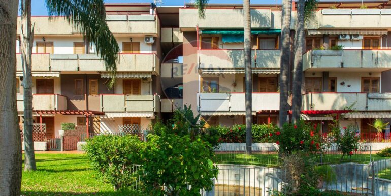 20251004110548-991678-10