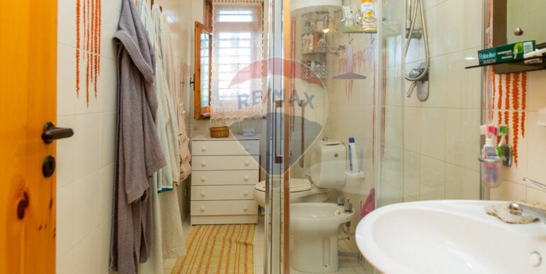 20251004111143-991678-15