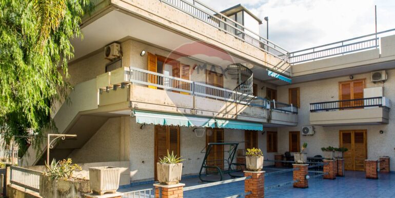 20251004114625-991131-11