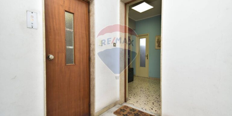 20251004232438-991714-9