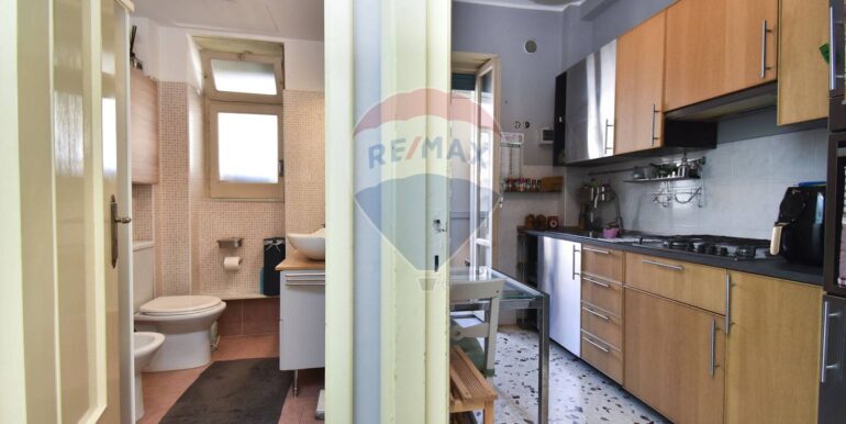 20251004232541-991714-24