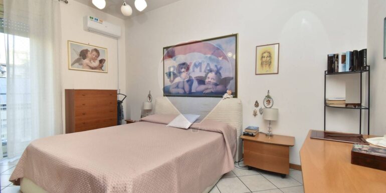 2025100505629-991732-16