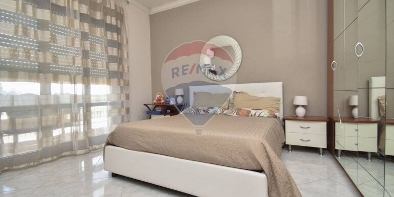 2025100520430-991734-9