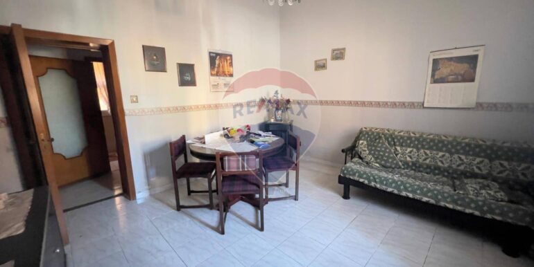 2025100594244-991736-12