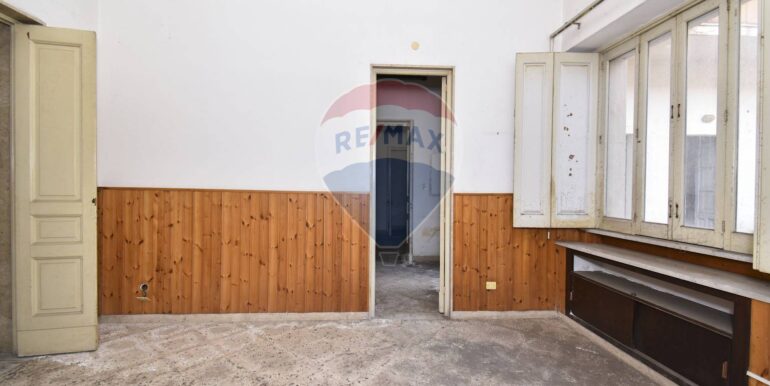 20251006142002-991491-22