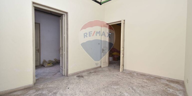 20251006142012-991491-27