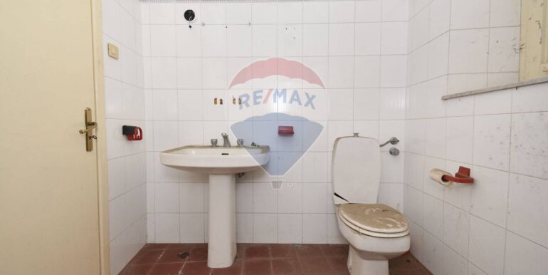 20251006142028-991491-35