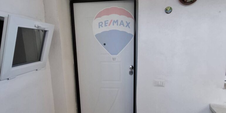 20251006171721-990957-5