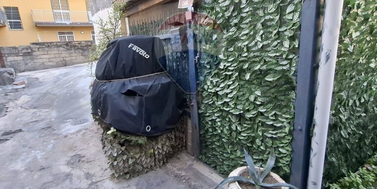 20251006171738-990957-13