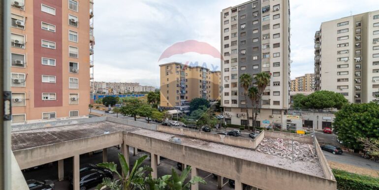 20251006172725-986693-14