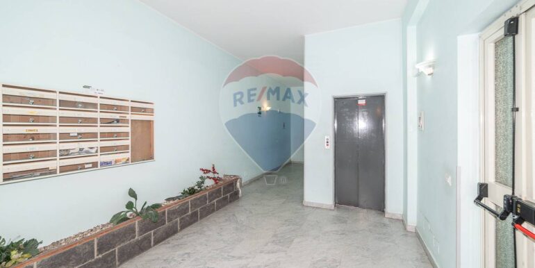 20251006172732-986693-16