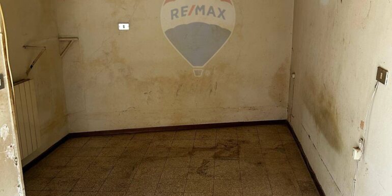 20251006174514-991961-5