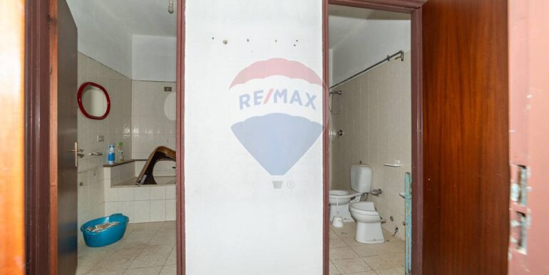 20251006185951-991987-17