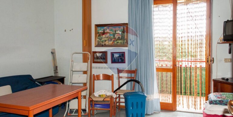 20251006190506-991983-22