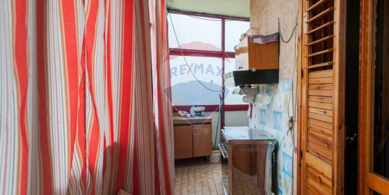 20251006190523-991983-27