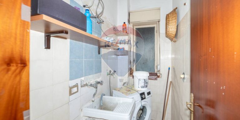 20251006201127-992000-9