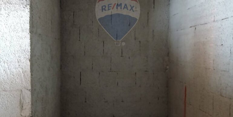 20251006224302-992002-12