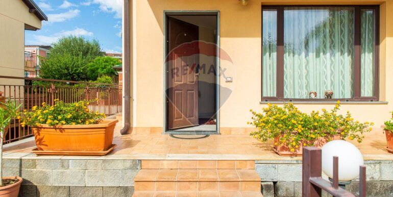 20251007111227-991160-6