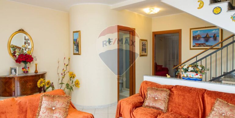 20251007111238-991160-9