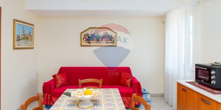 20251007111252-991160-14