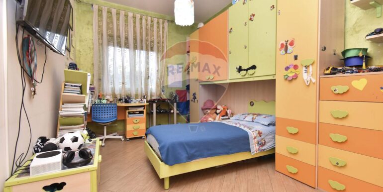 20251007114901-992066-11