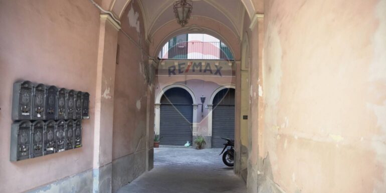 20251007191802-991716-17