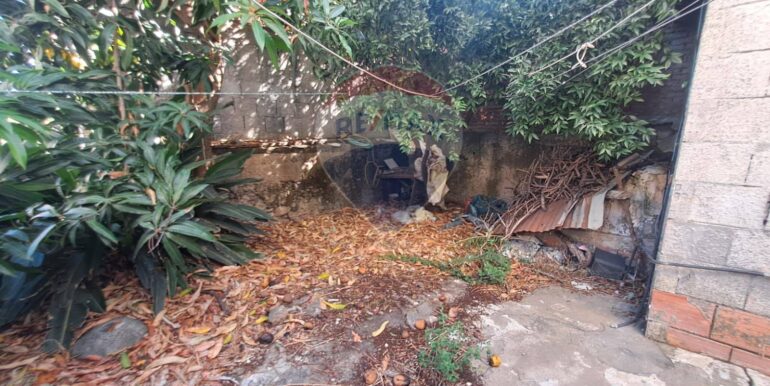 20251007222145-987669-7