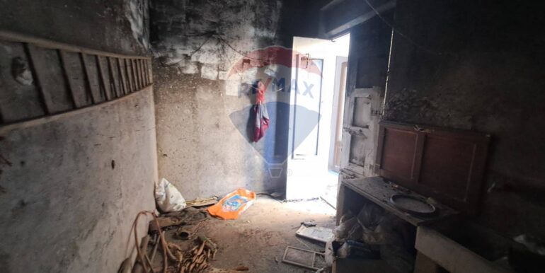 20251007222150-987669-9