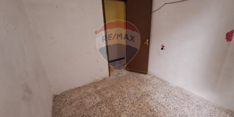 20251007222209-987669-17