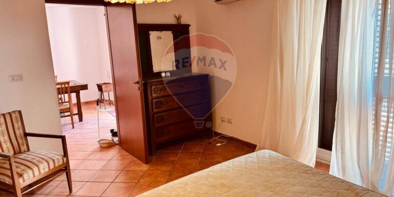 2025100785707-992014-5