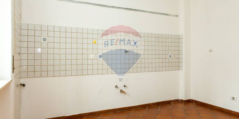 20251008125413-977010-15