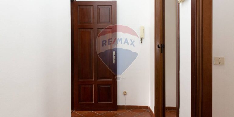 20251008125416-977010-16