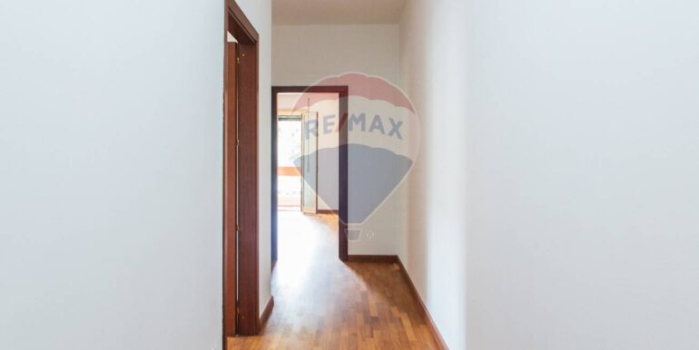 20251008125424-977010-18