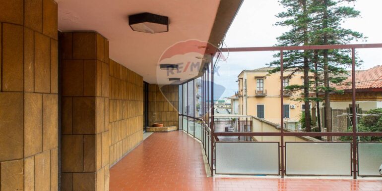 20251008125616-977010-41