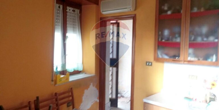 20251008181947-991591-2