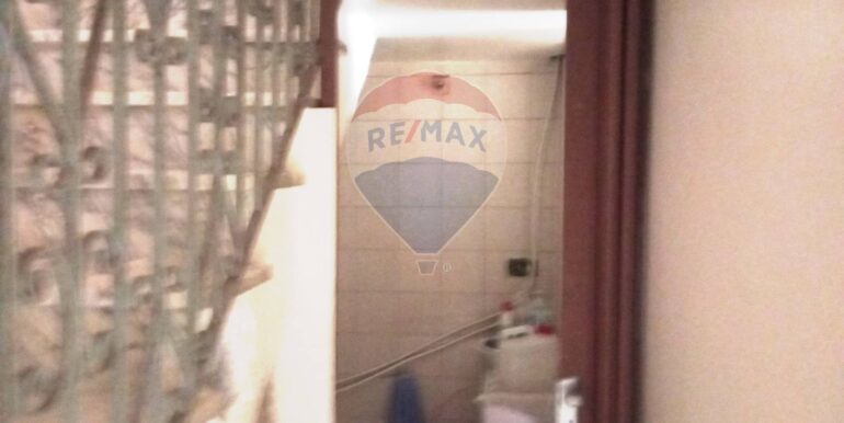 20251008182006-991591-6