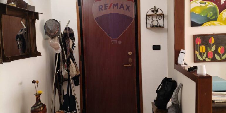 20251009104849-986981-14