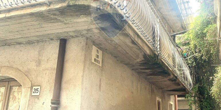 20251009121710-992696-1