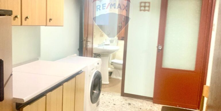 20251009121714-992696-7