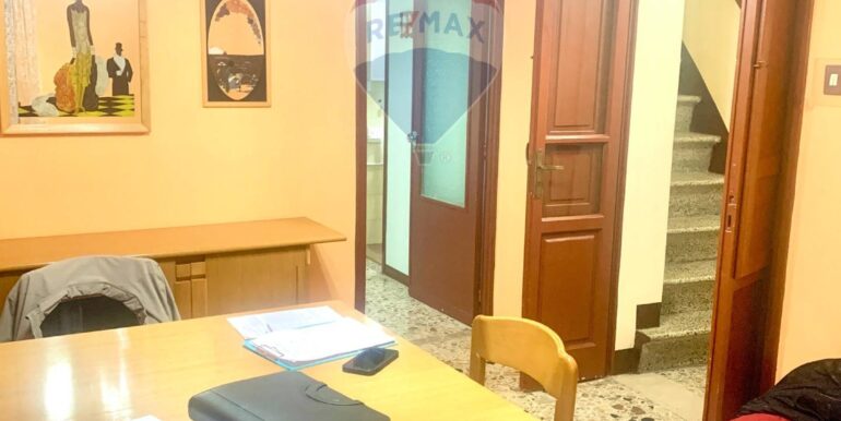 20251009121716-992696-13