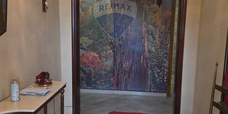 20251009165631-992773-11