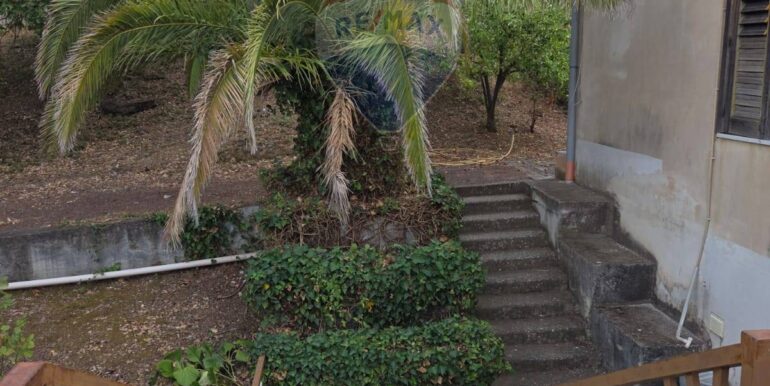 20251009170128-992773-15