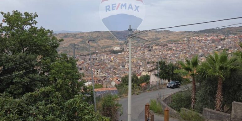 20251009170148-992773-19