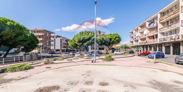 20251010111236-992864-28