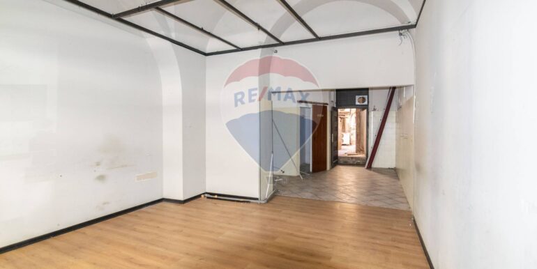 20251010194946-991065-6