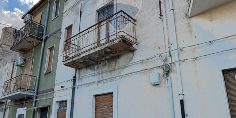 20251011111846-978040-5