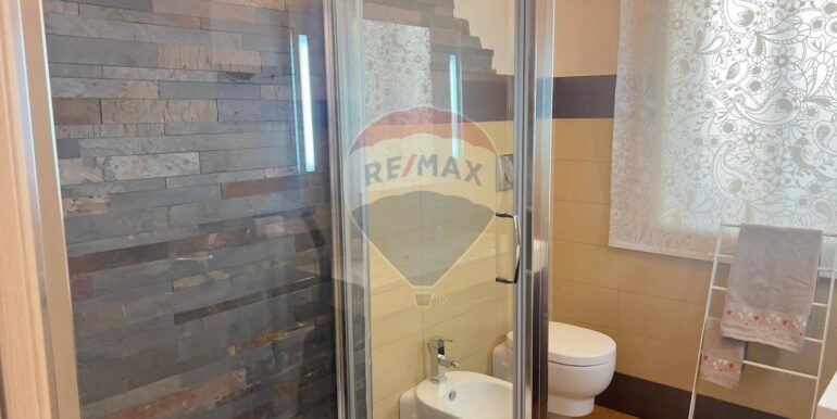 20251013112441-993243-17