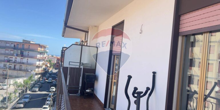 20251013112443-993243-18