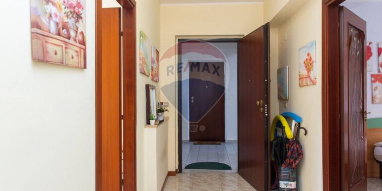 20251013170949-993382-11